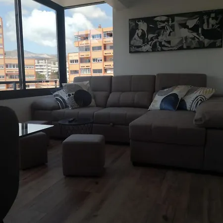 Blue Ocean Apartment *
