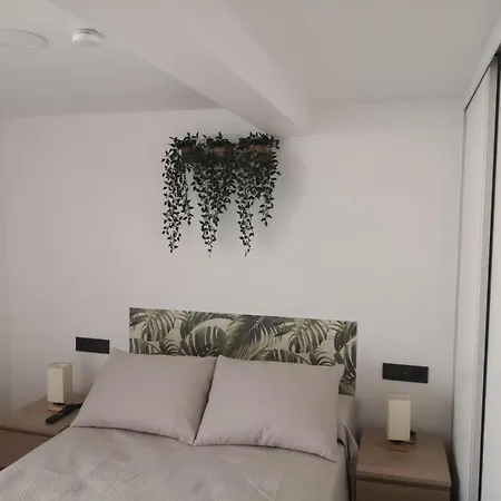 Blue Ocean Apartment *