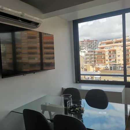 Blue Ocean Apartment *